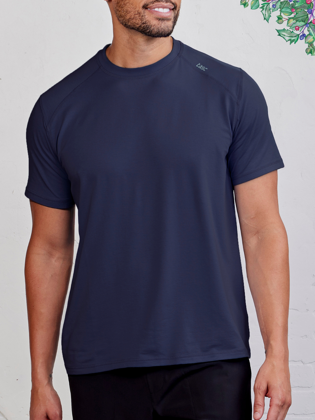 Carrollton Fitness T-Shirt - Core Classic Navy – tasc Performance
