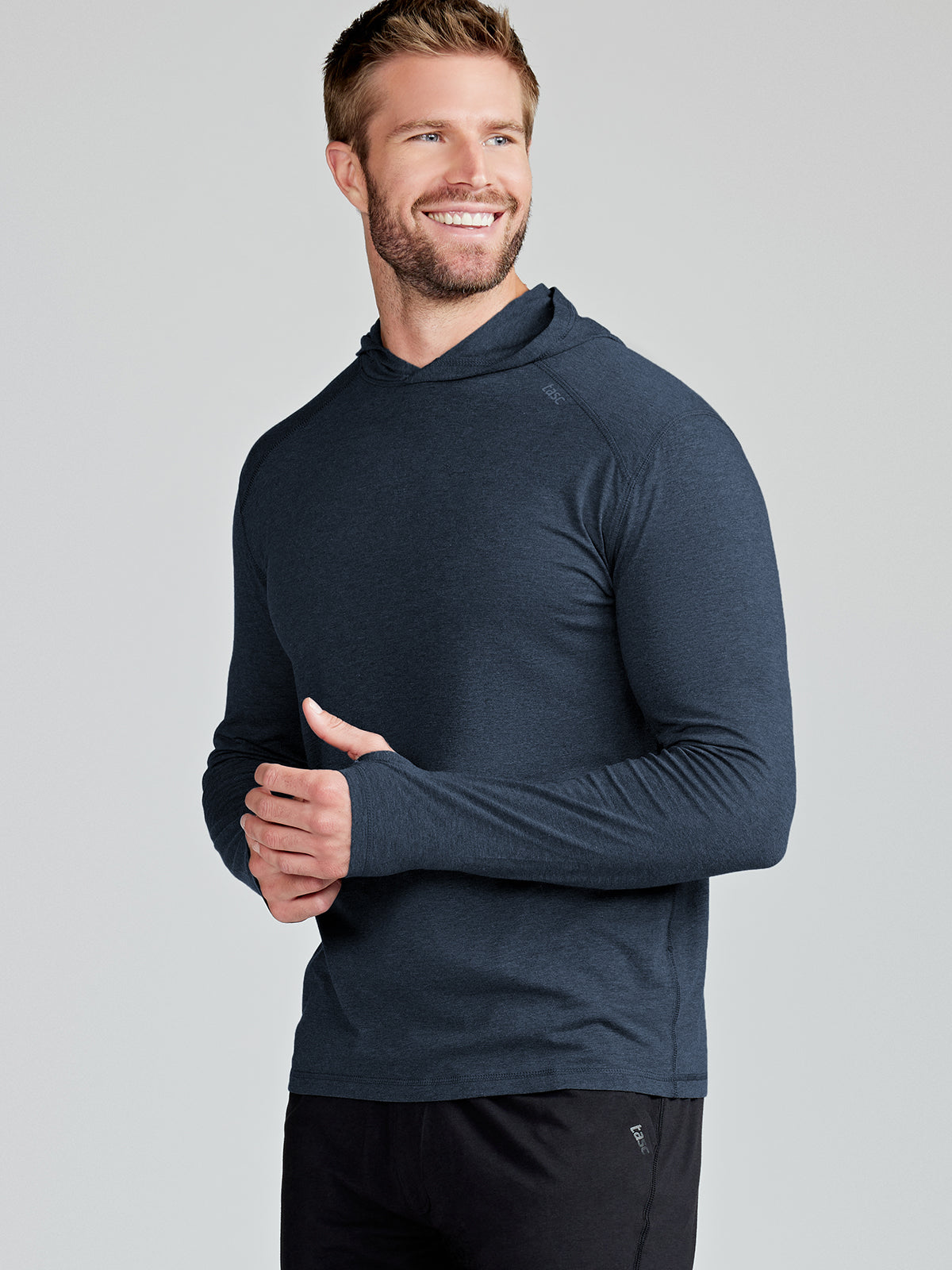Carrollton Lightweight Hoodie  - tasc Performance (ClassicNavyHeather)