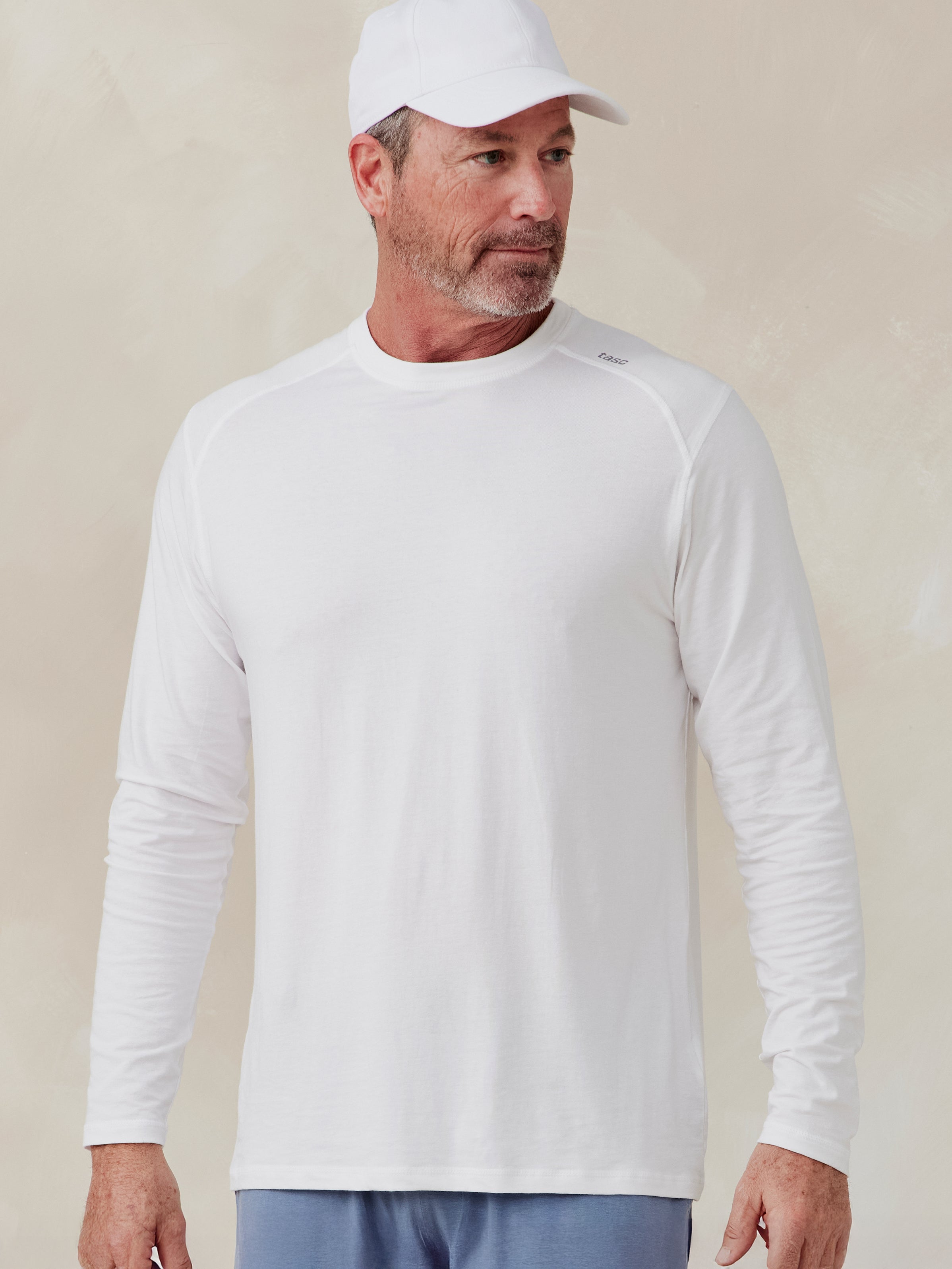 tasc Carrollton Long Sleeve Fitness T-Shirt M / White