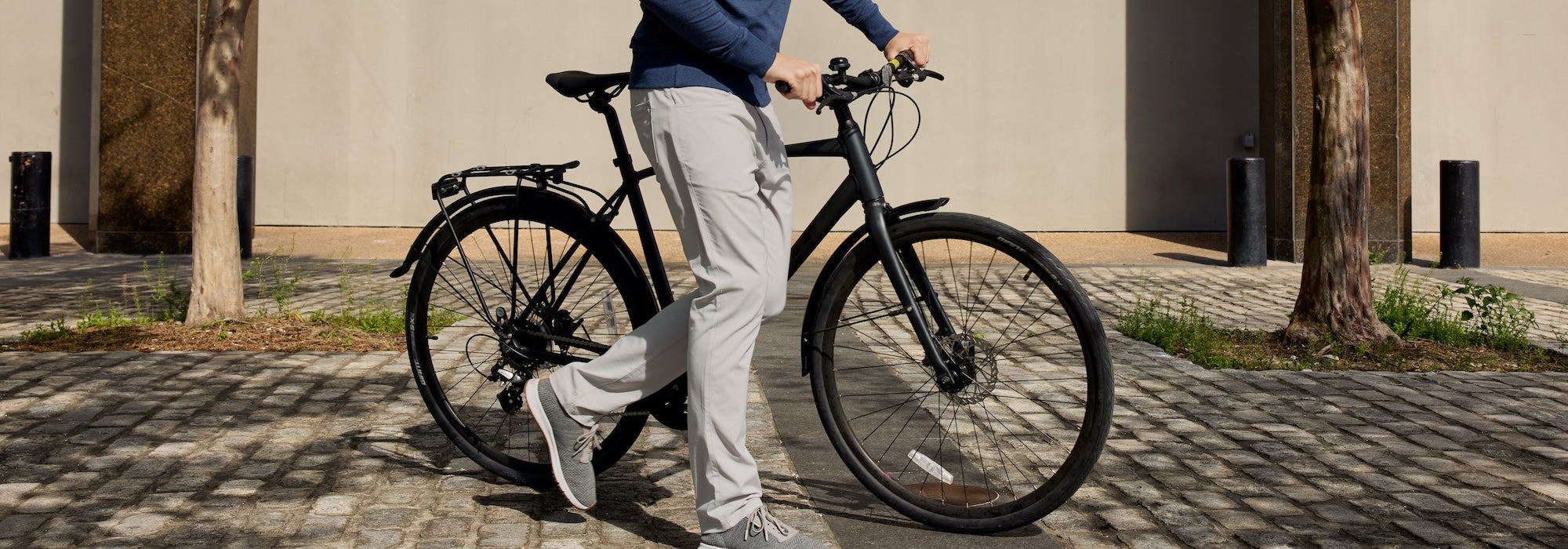 The Complete Fit Guide to Men's Athletic Pants: Which Style Works Best for You?