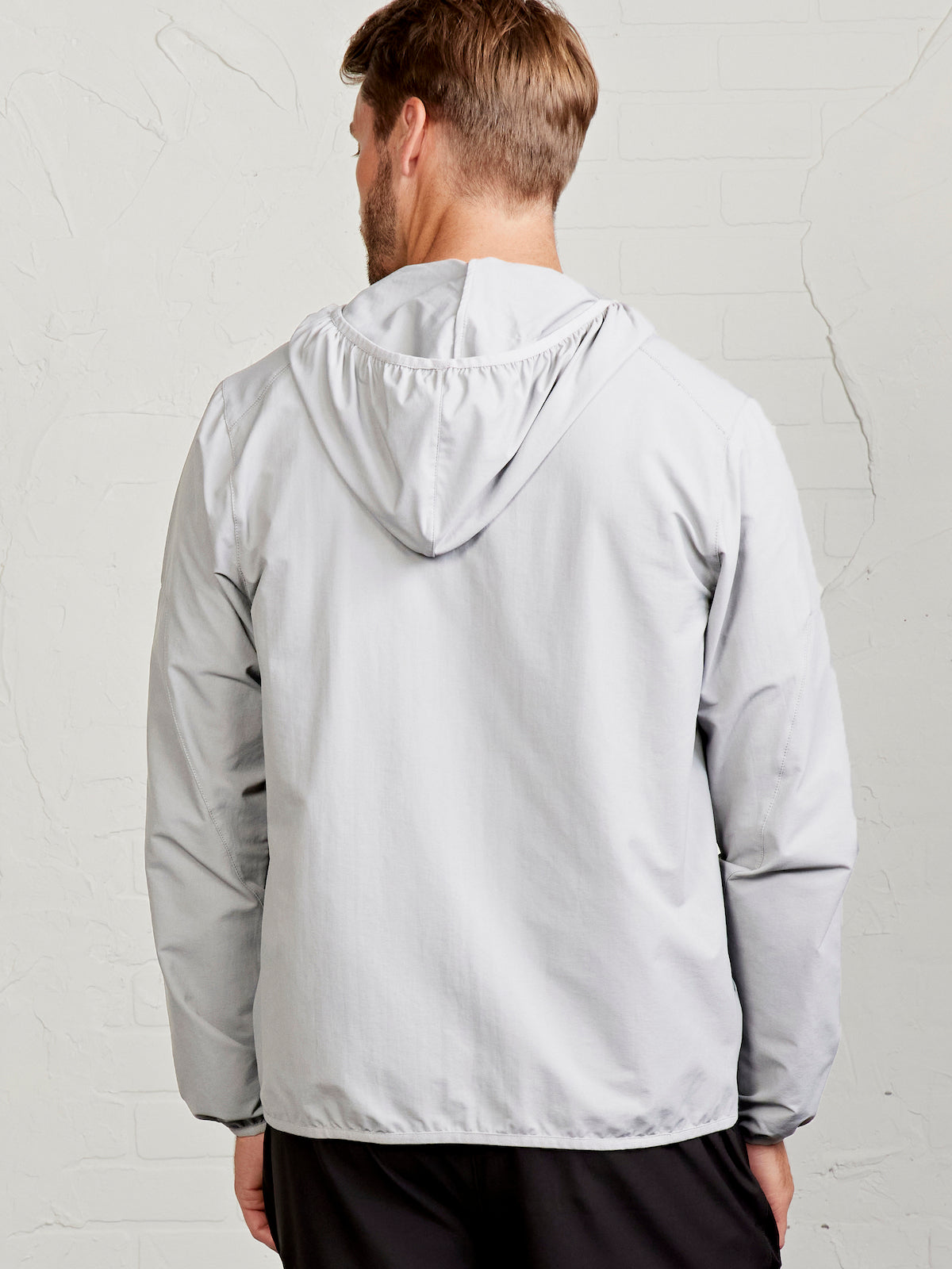 tasc Swift Hooded Windbreaker (GlacierGray)