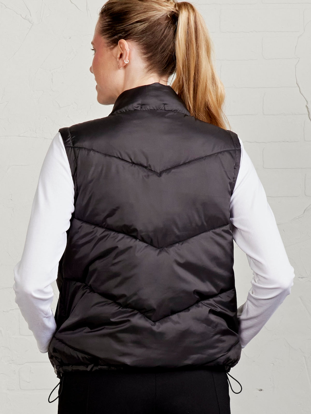 Power Quilt Puffer Vest - tasc Performance (Black)