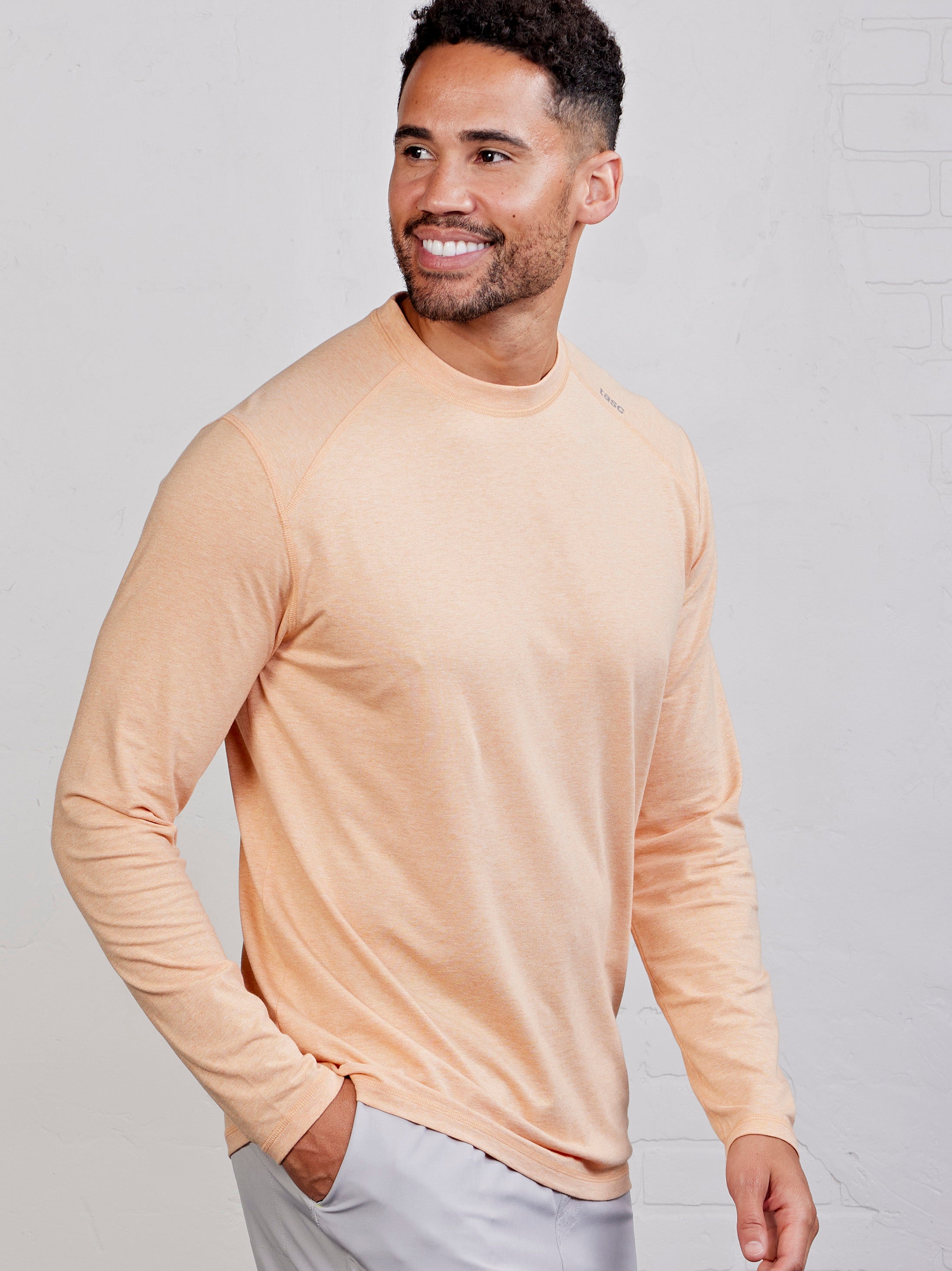 Carrollton Long Sleeve Fitness T-Shirt - Jaspe - tasc Performance (PapayaJaspe)