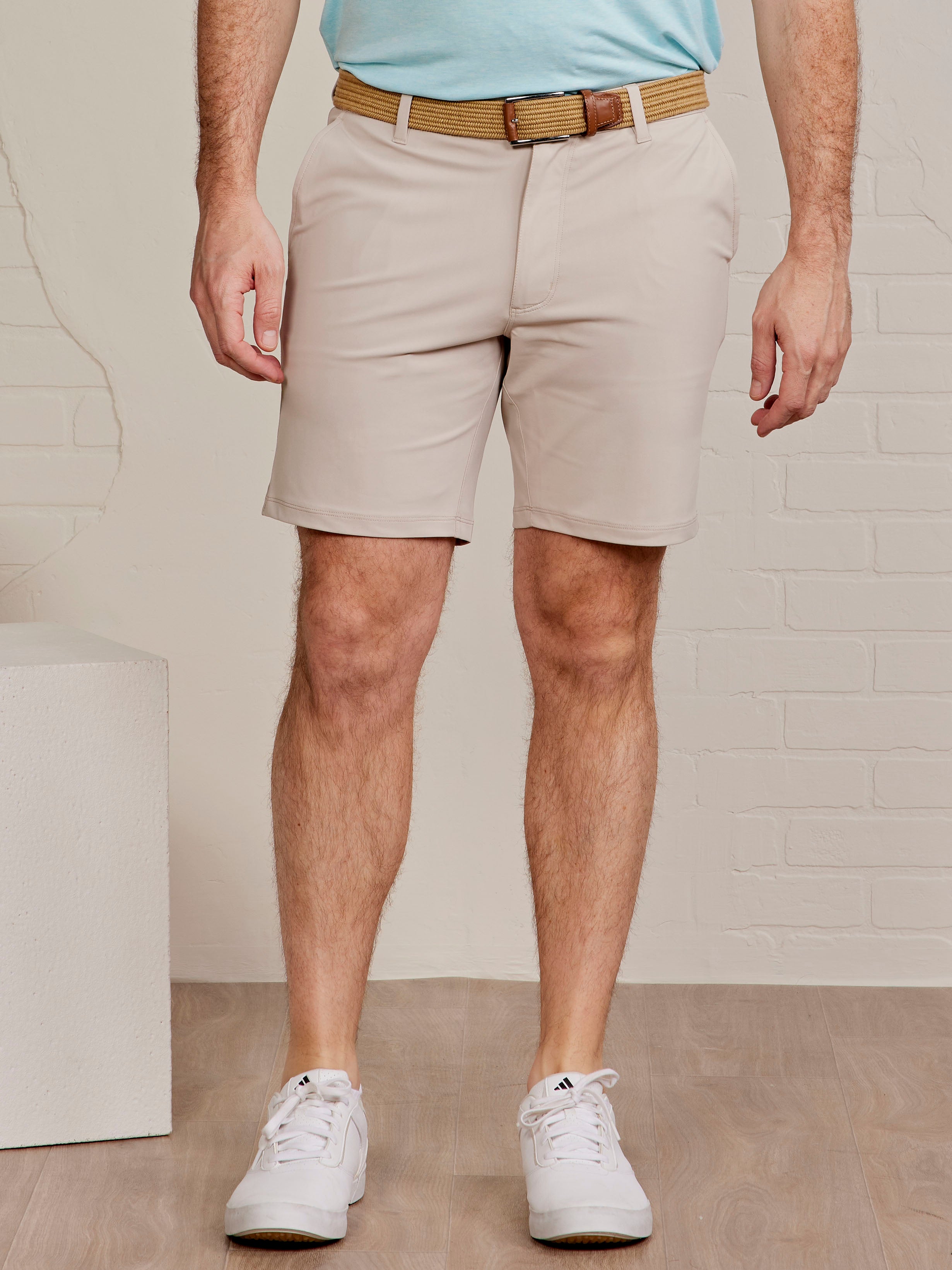 Balance Stretch Short - tasc Performance (LightStone)