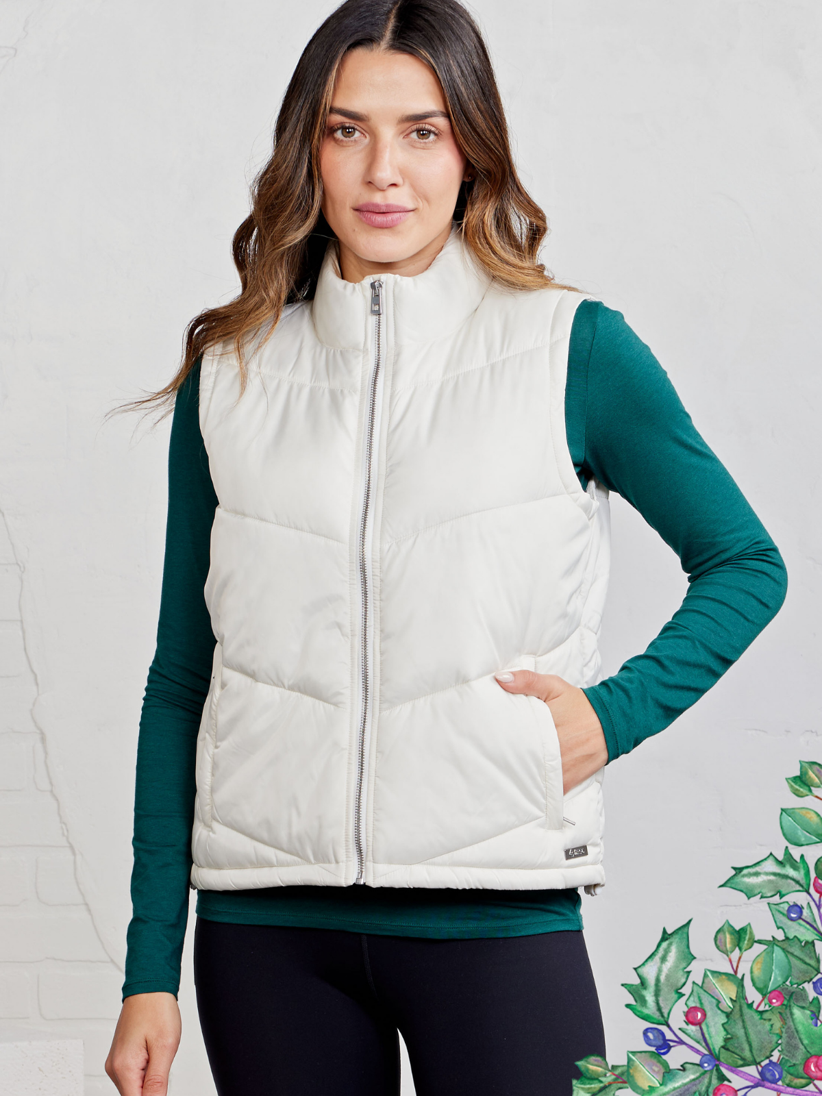 Power Quilted Puffer Vest - tasc Performance (Coconut)