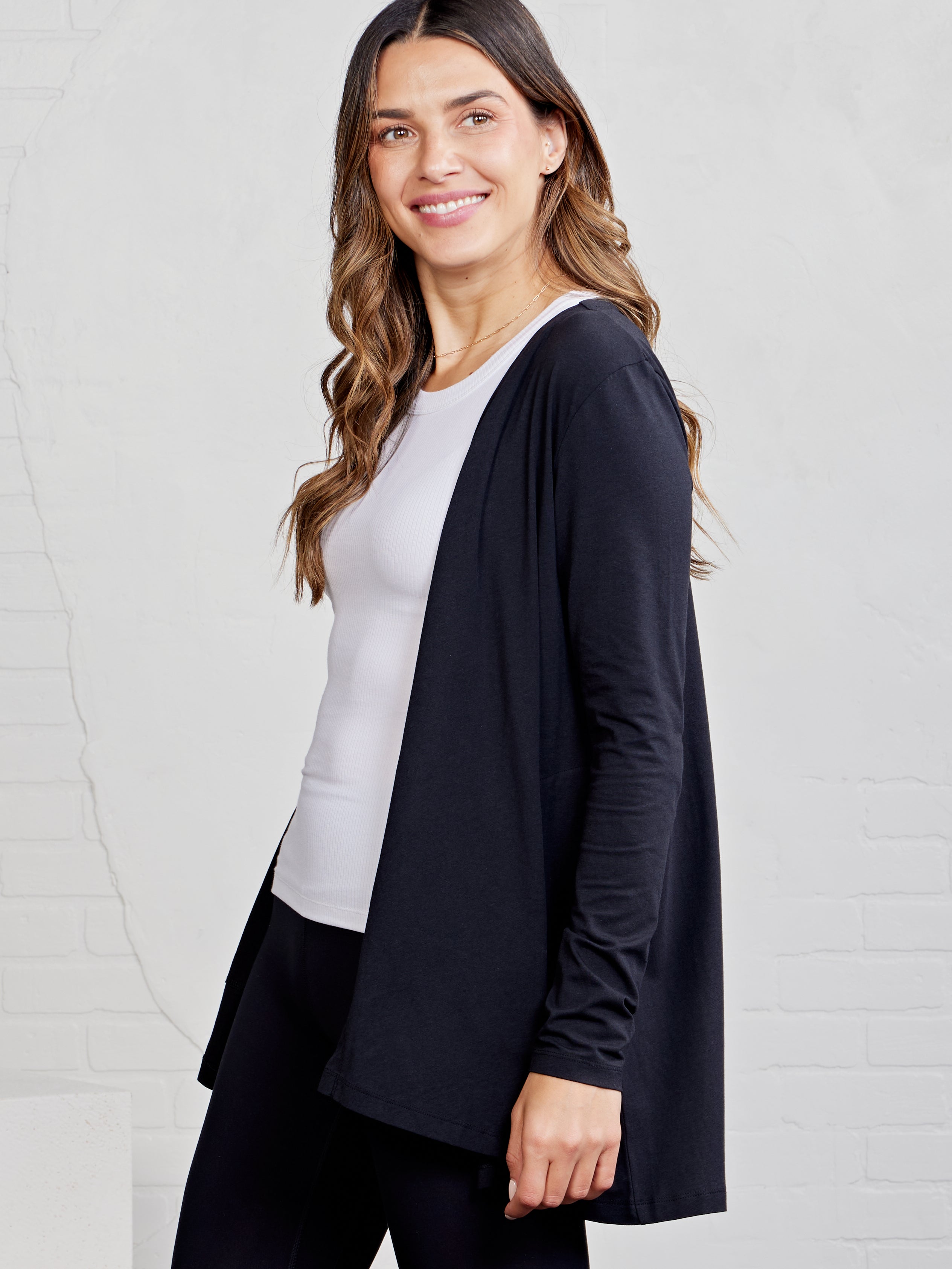 Favorite Cardigan - tasc Performance (Black)
