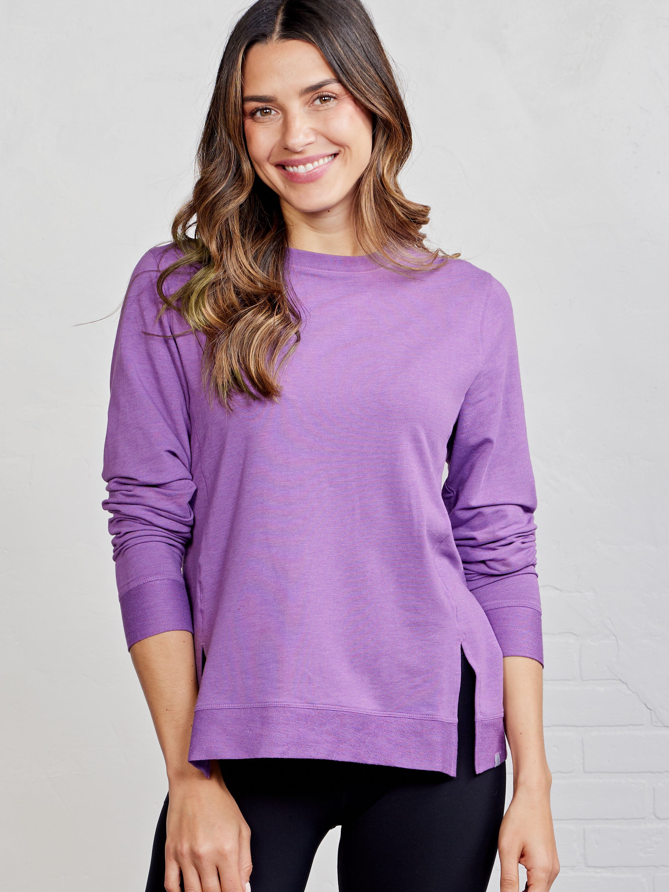 Riverwalk French Terry Sweatshirt 2.0 - tasc Performance (ParadiseHeather)