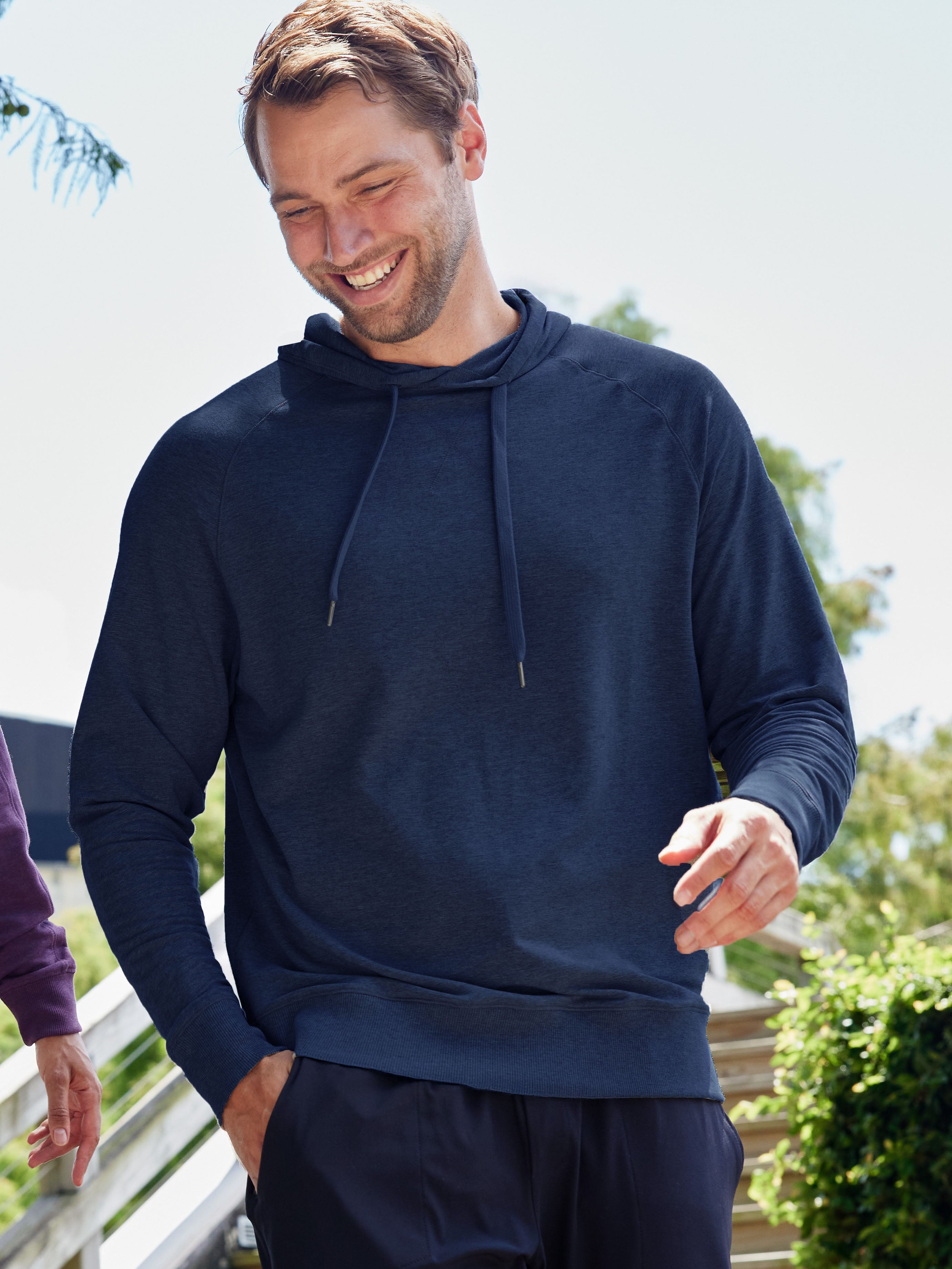 Varsity French Terry Hoodie - tasc Performance (ClassicNavyHeather)