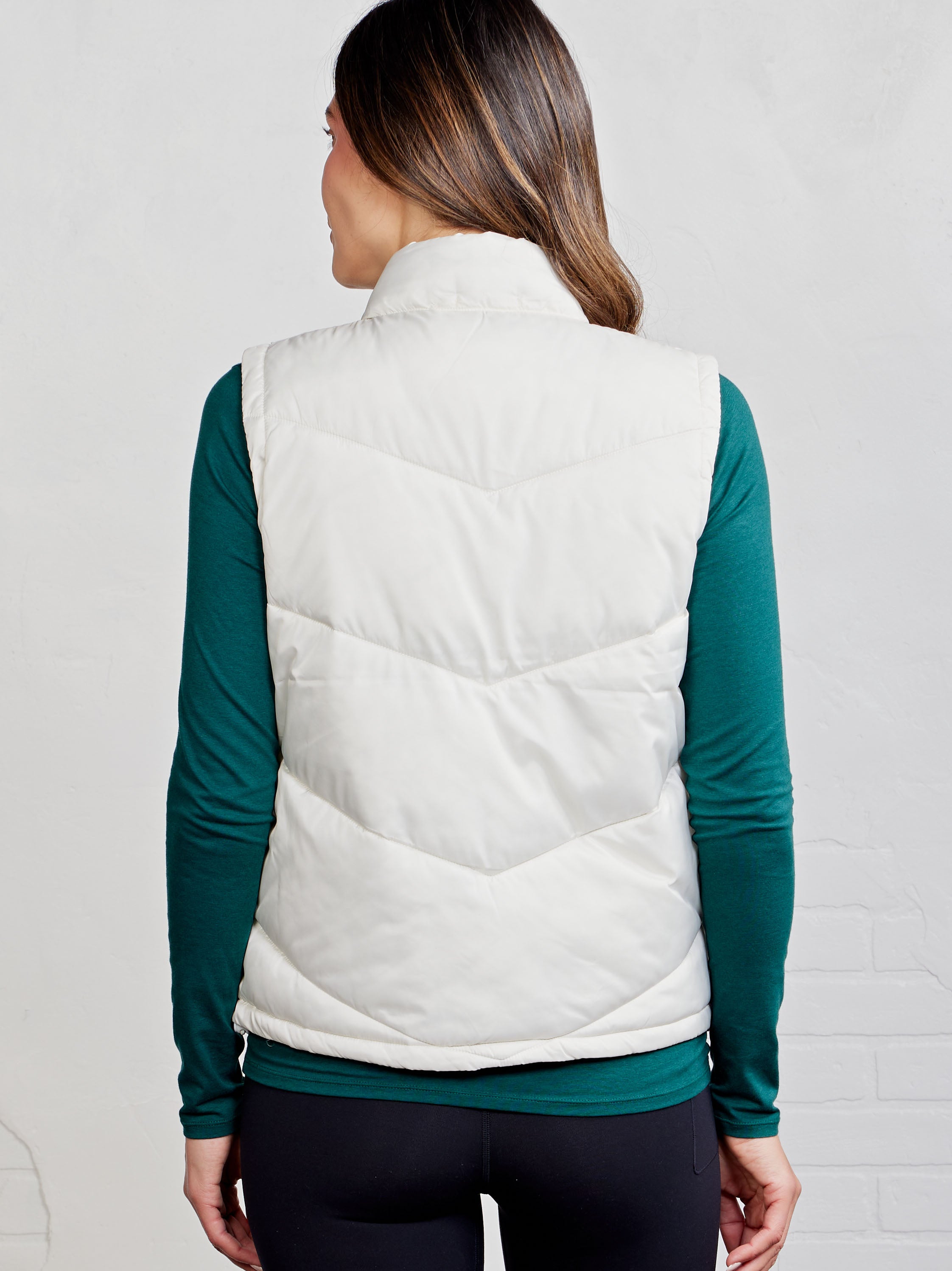 Power Quilted Puffer Vest - tasc Performance (Coconut)