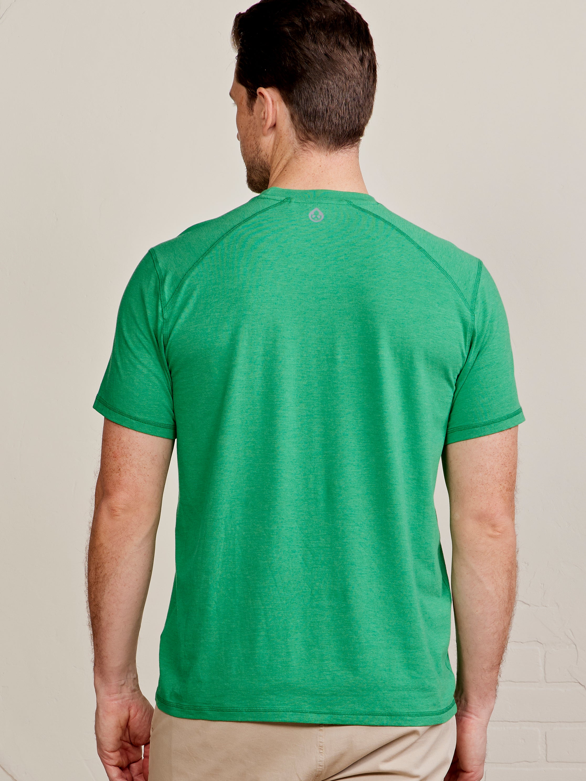 Carrollton Fitness T-Shirt - tasc Performance (BrightJungleHeather)