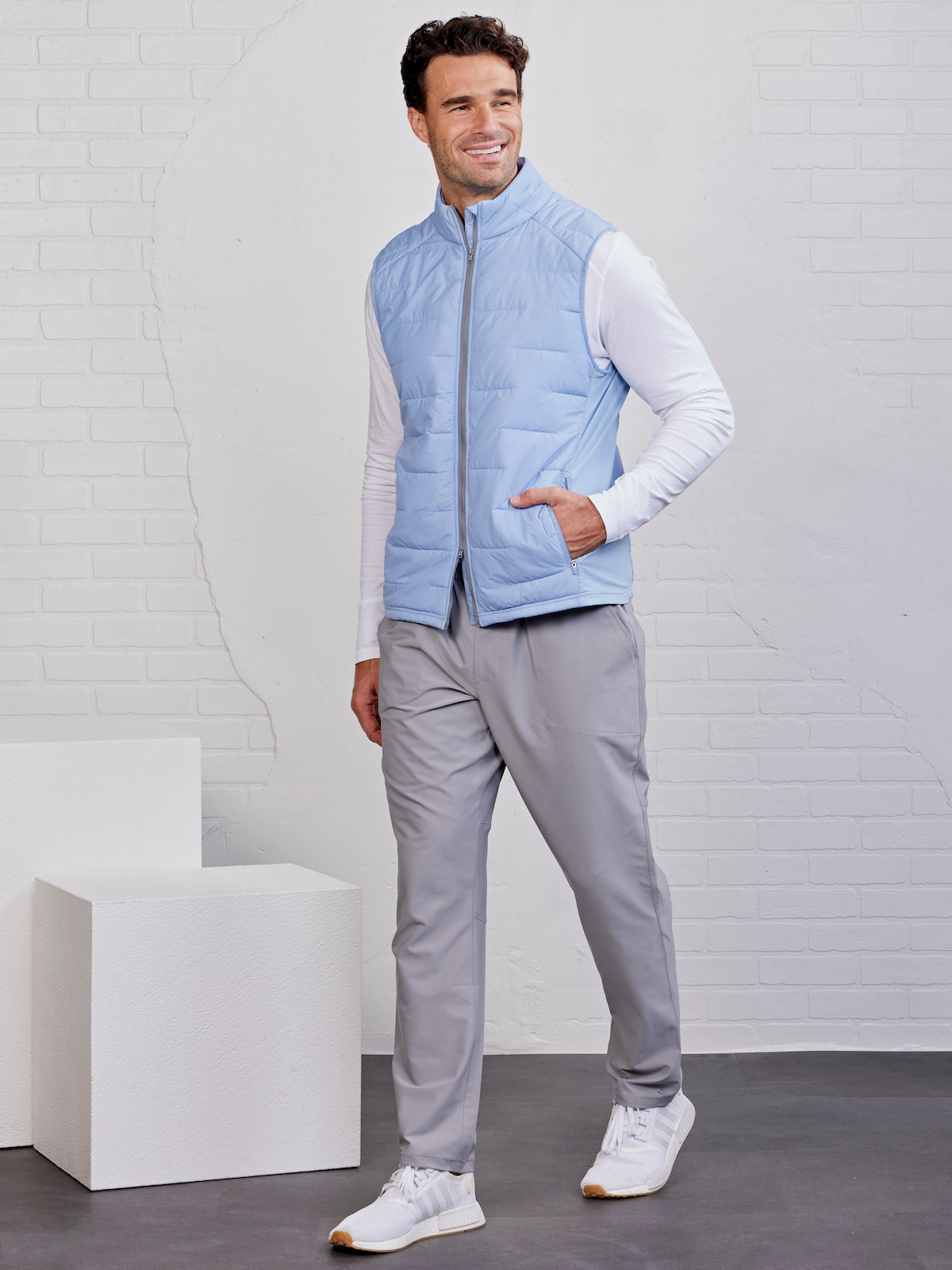 Windermere Hybrid Vest - tasc Performance (HeritageBlue)