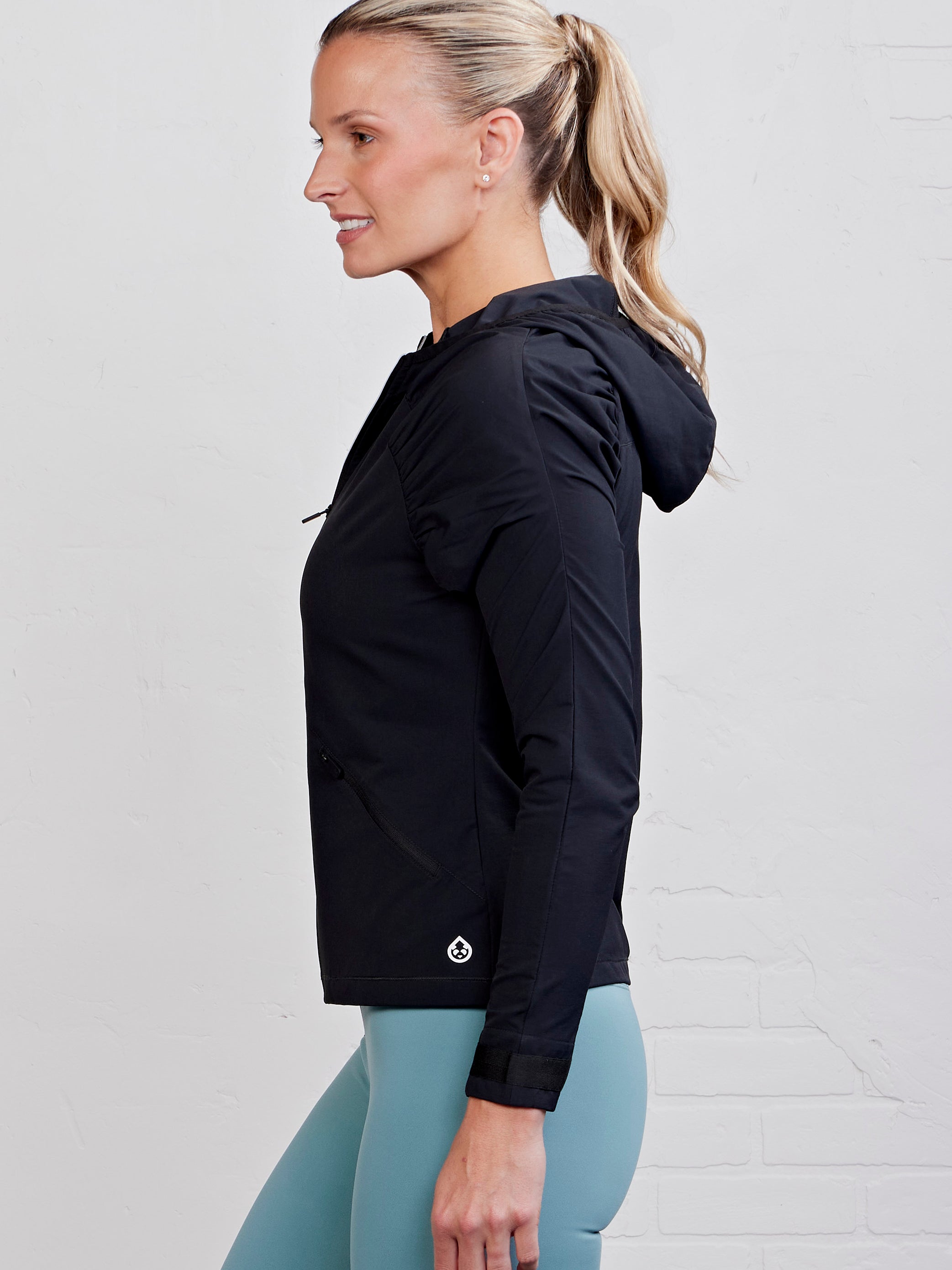 Boundless Full Zip Hooded Jacket - tasc Performance (Black)