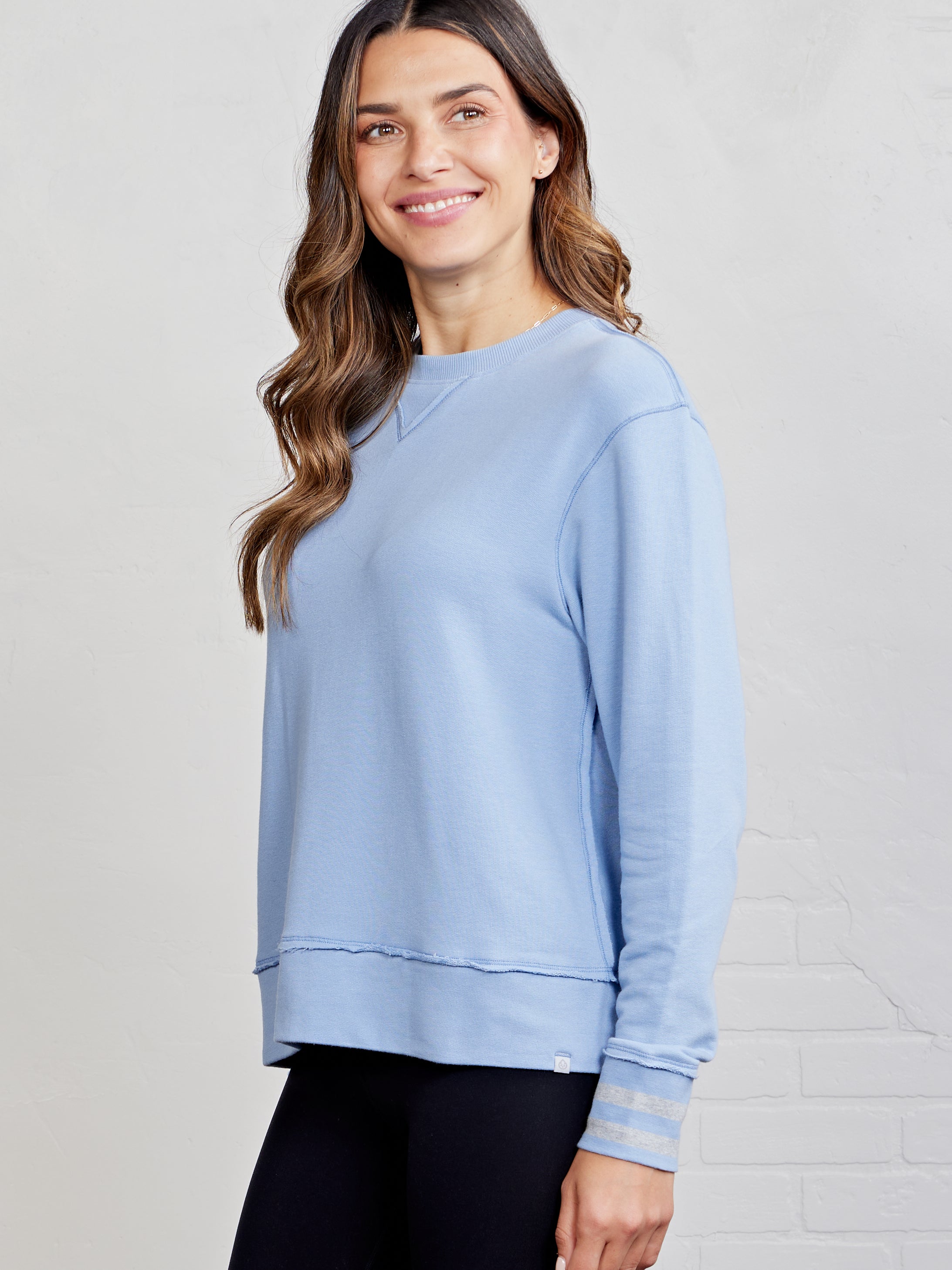 Clubhouse French Terry Sweatshirt - tasc Performance (HeritageBlue)