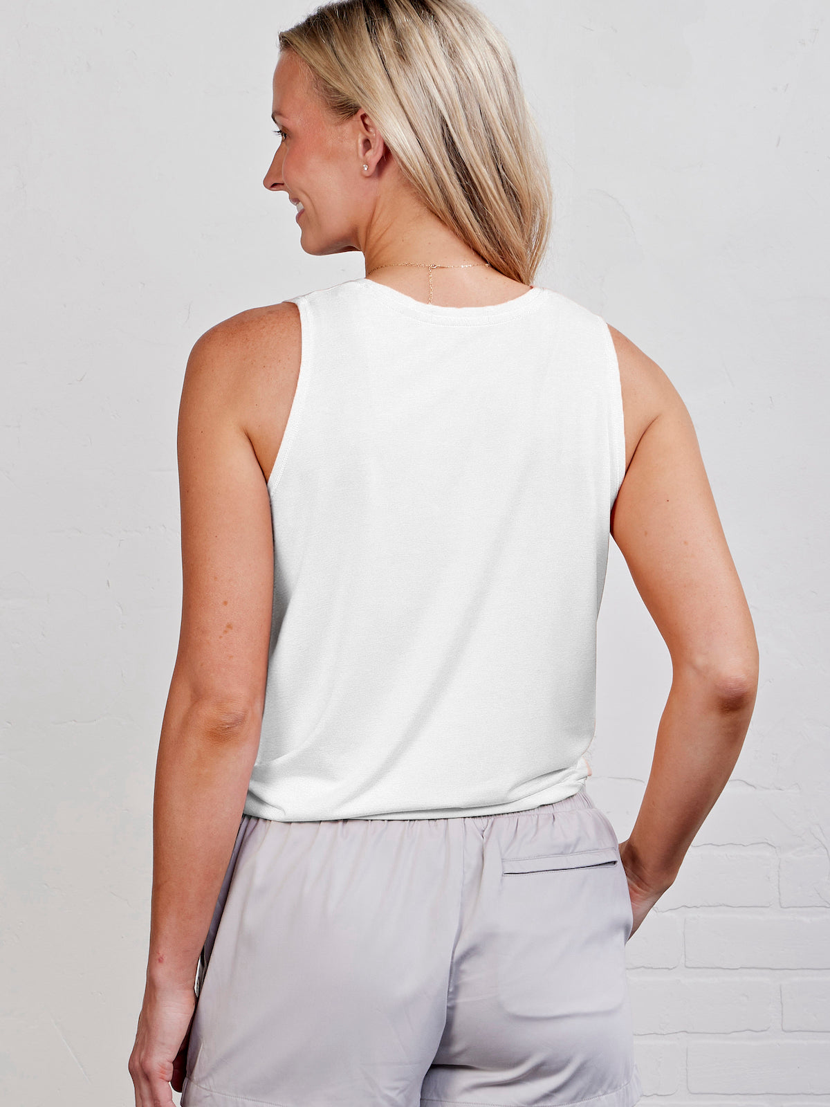 Villa Side Tie Tank tasc Performance (White)