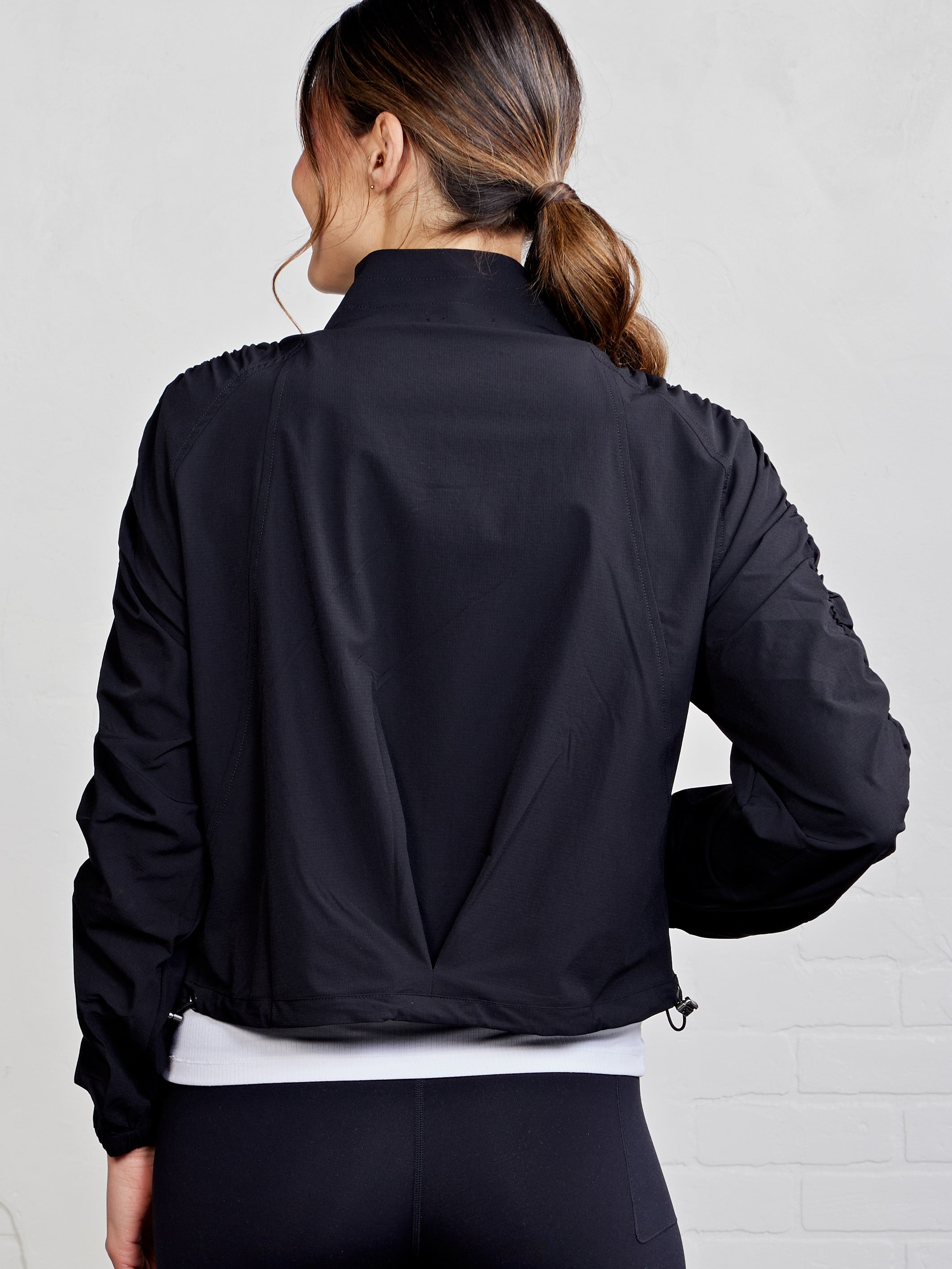 Jet Set Ruched Windbreaker - tasc Performance (Black)