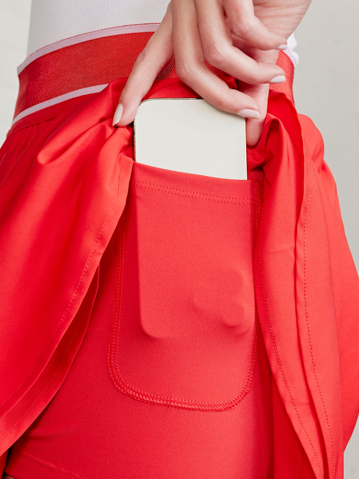 Play On 15in Skirt - tasc Performance (RacingRed)