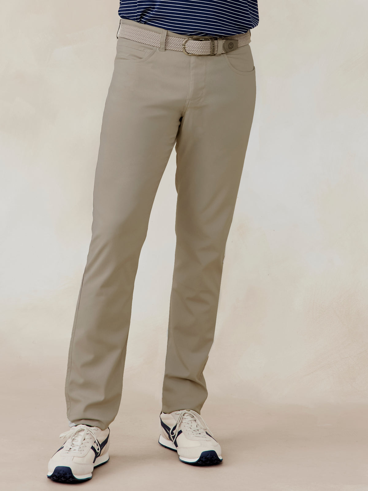 Motion Pant - Tailored Fit tasc Performance (Mid-Khaki)