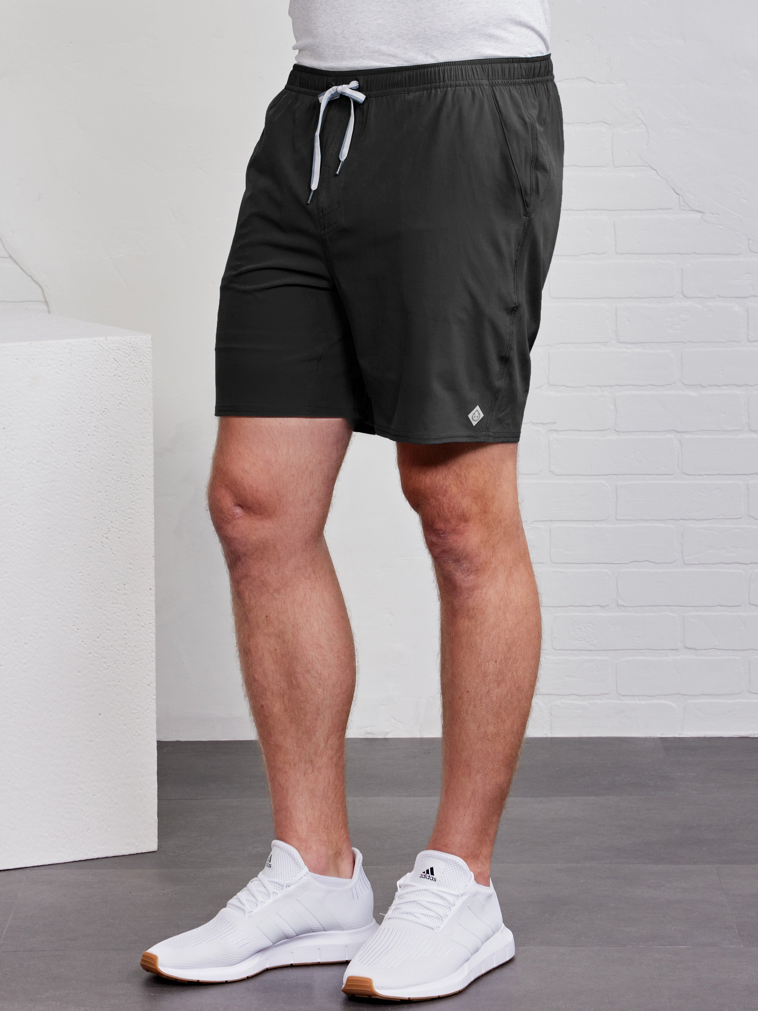 Vital 5in 2-in-1 Short - tasc Performance (Black)