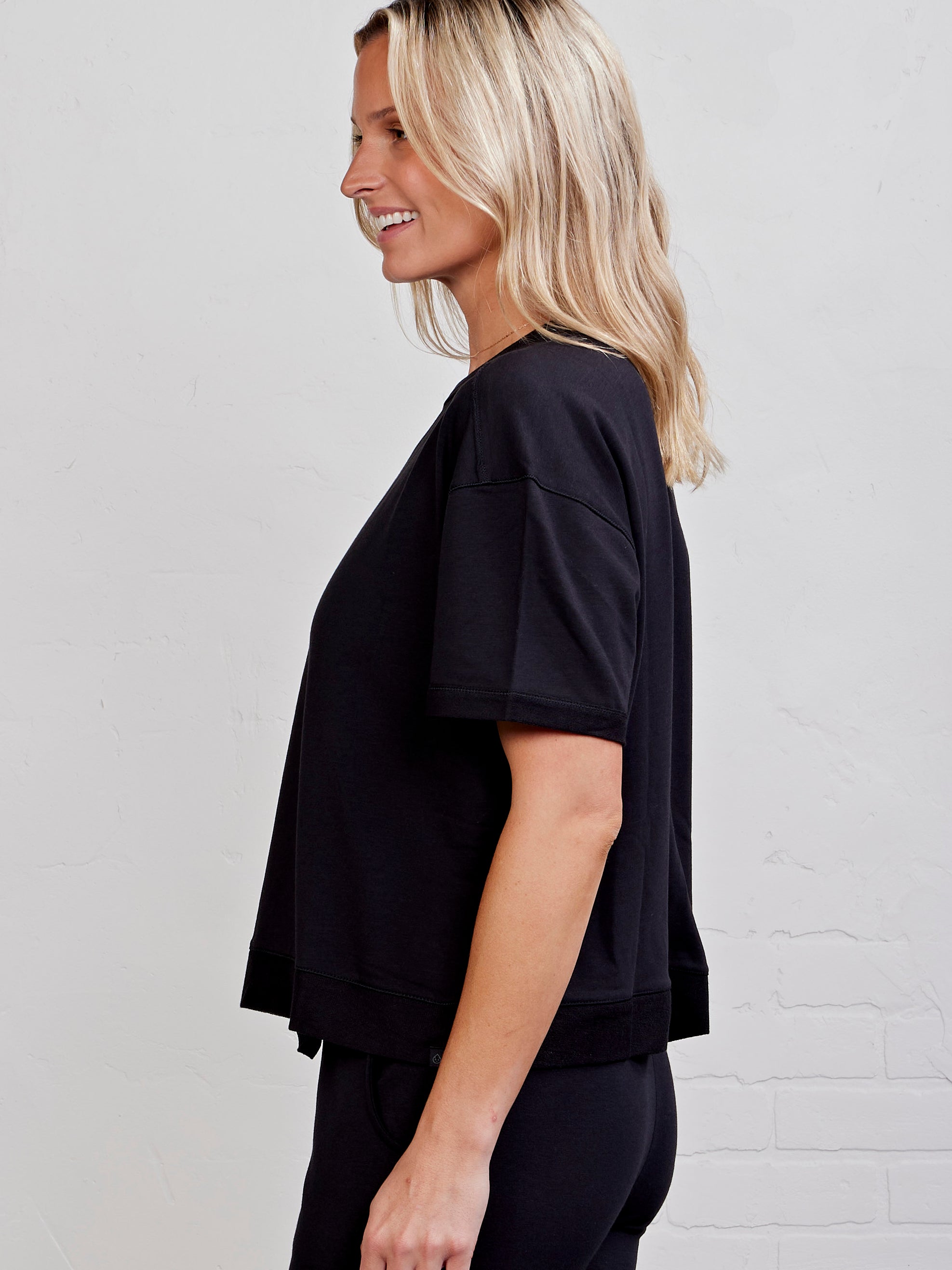 Varsity Boxy Short Sleeve Sweatshirt - tasc Performance (Black)