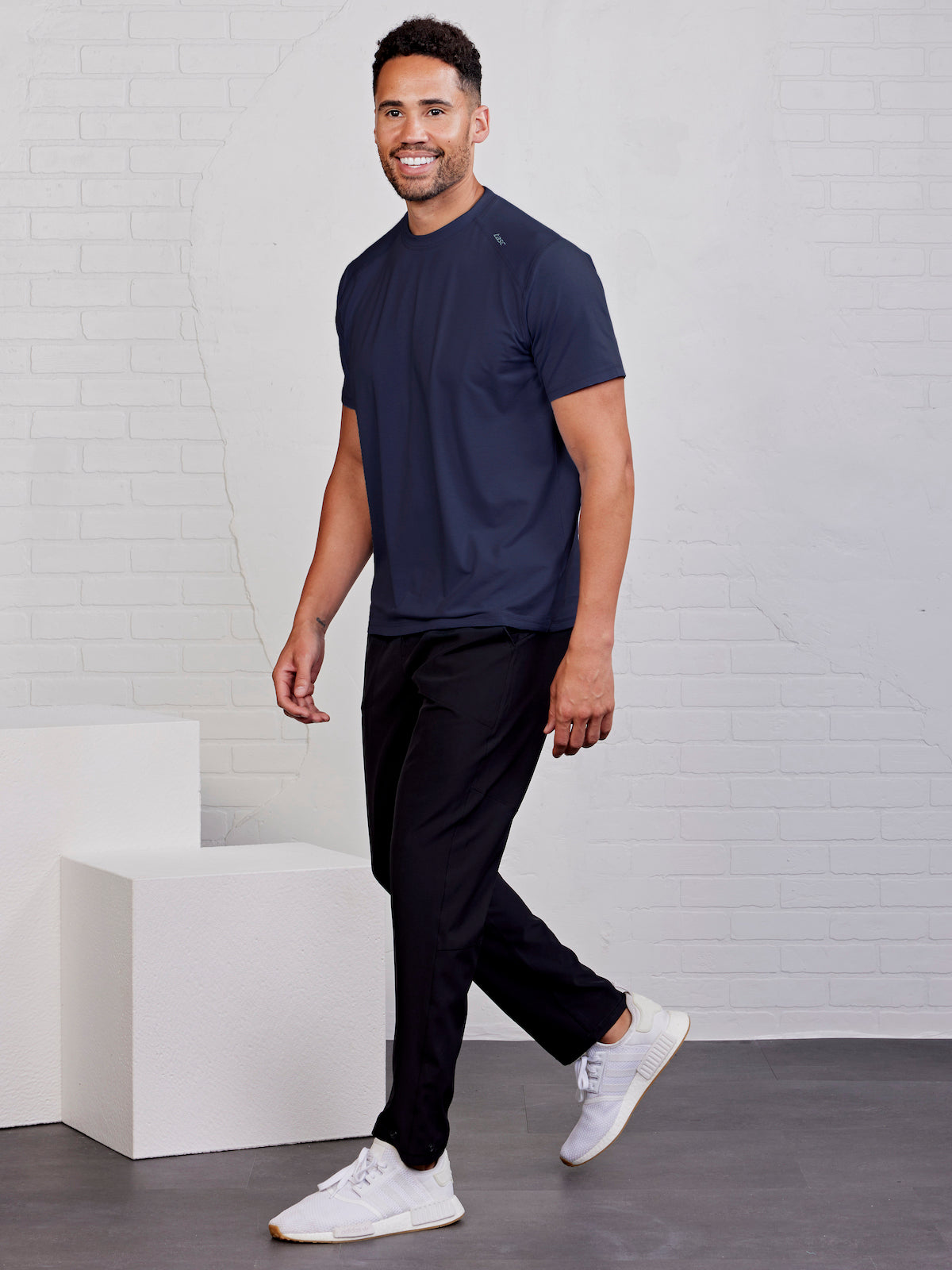 Carrollton Fitness T-Shirt - Core Classic Navy – tasc Performance