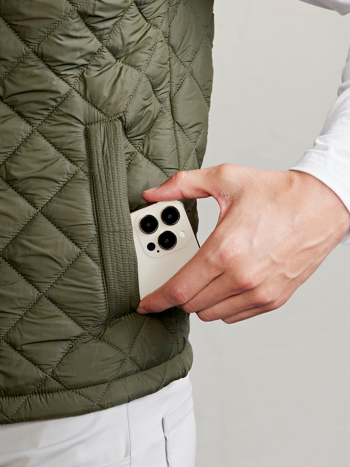 Millbrook Quilt Vest - tasc Performance (DeepOlive)