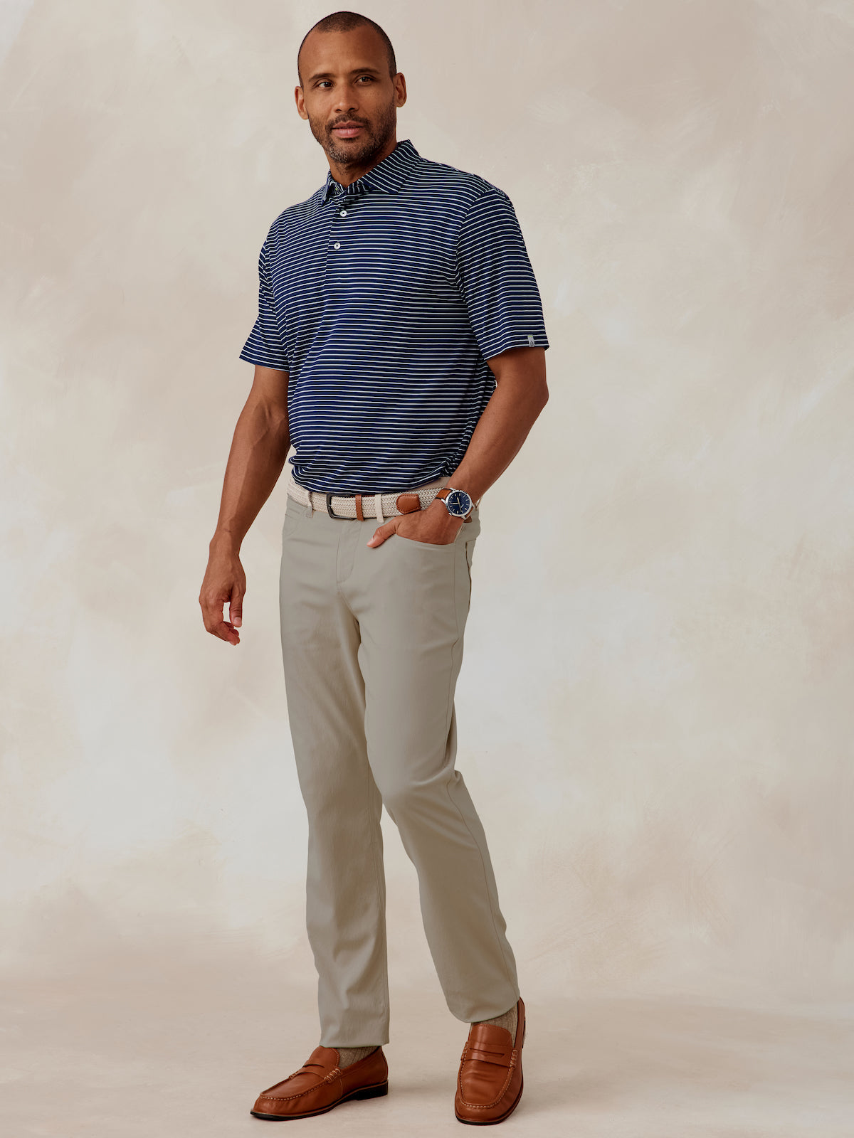Motion Pant Straight Fit - Mid-Khaki tasc Performance (Mid-Khaki)