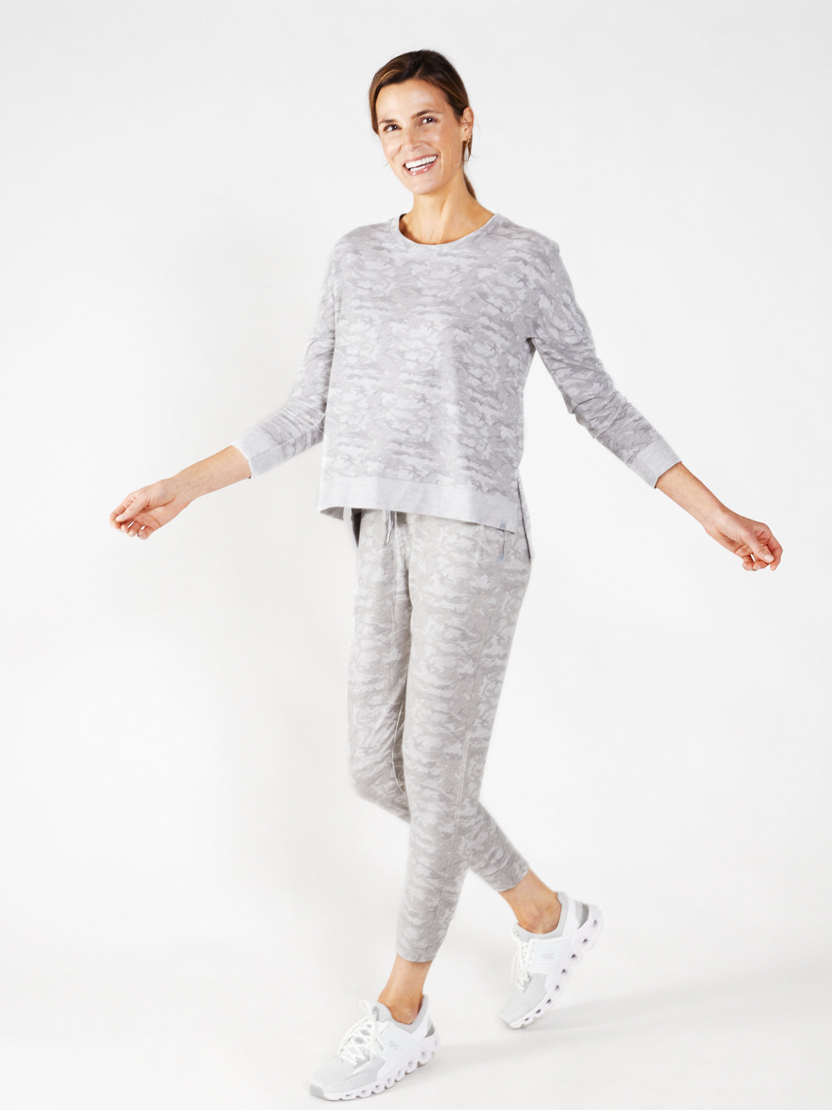 Riverwalk French Terry Sweatshirt - tasc Performance (LightGrayCamo)