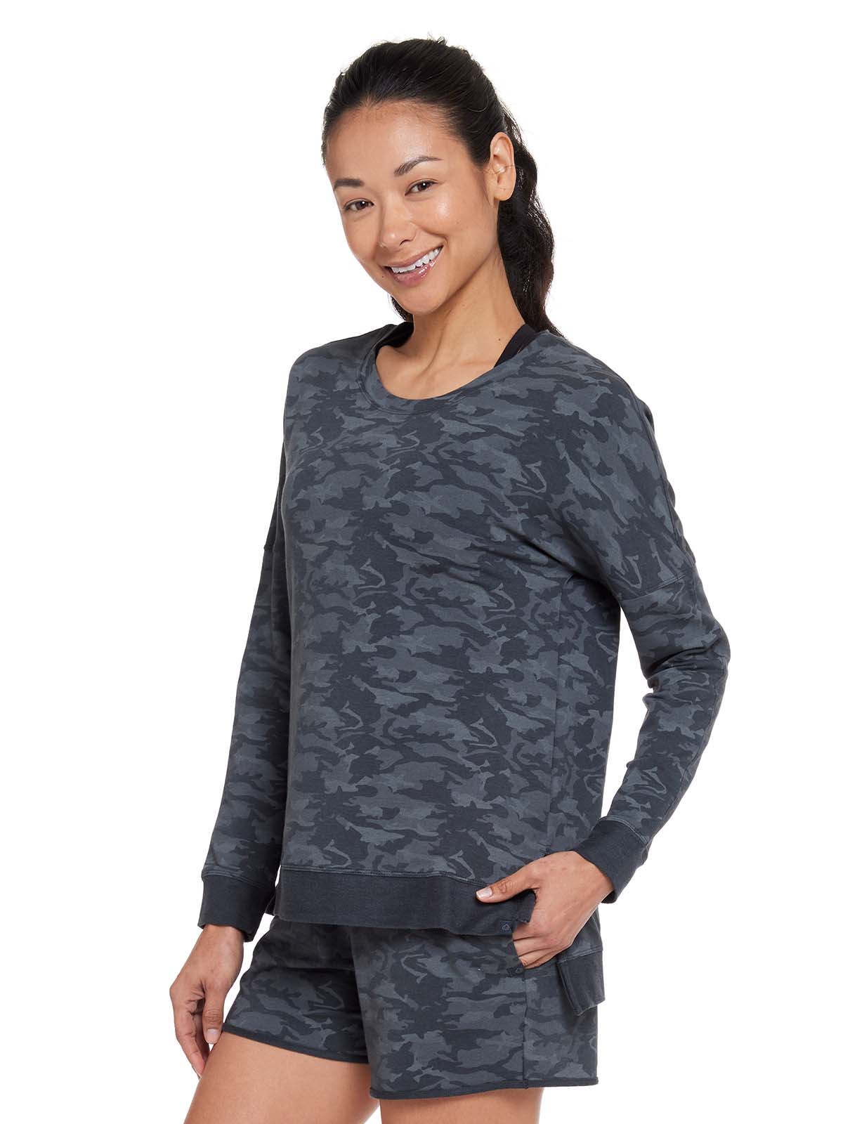 Riverwalk Sweatshirt - tasc Performance (GunmetalCamo)