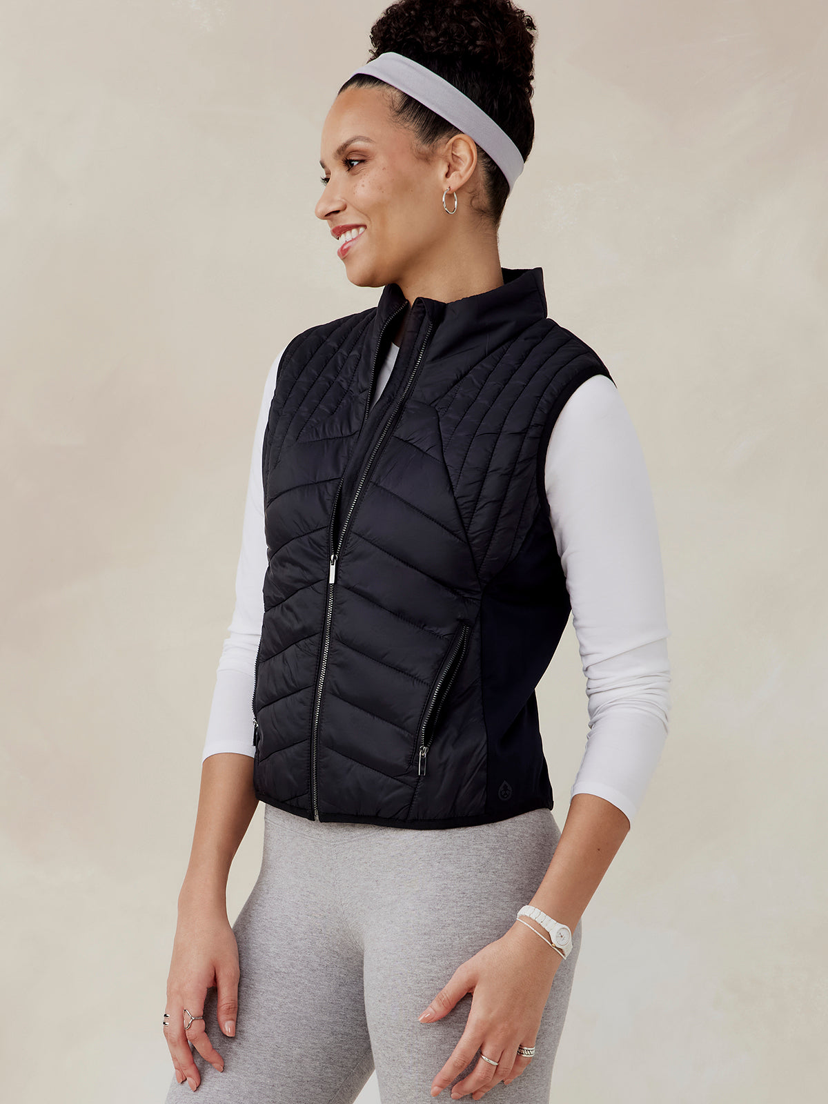 tasc Hillside Hybrid Vest (Black)