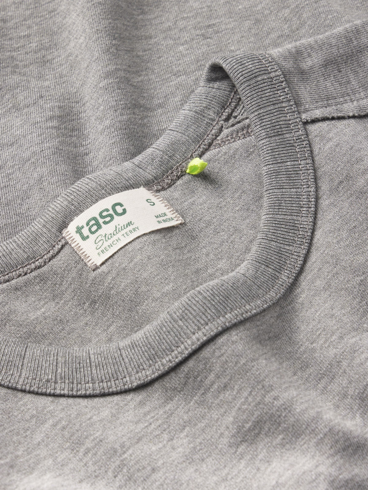 Stadium French Terry Sweatshirt W - tasc Performance (HeatherGray)