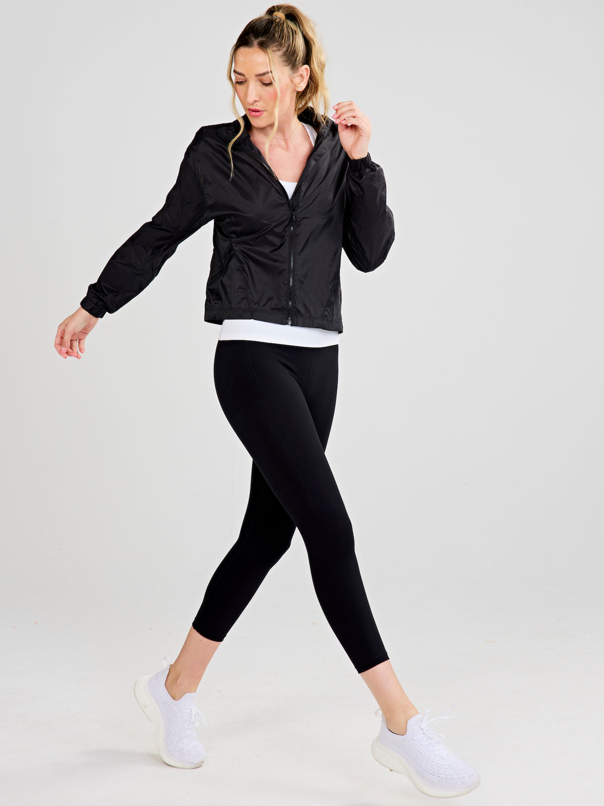 Energetic Featherweight Jacket - tasc Performance (Black)