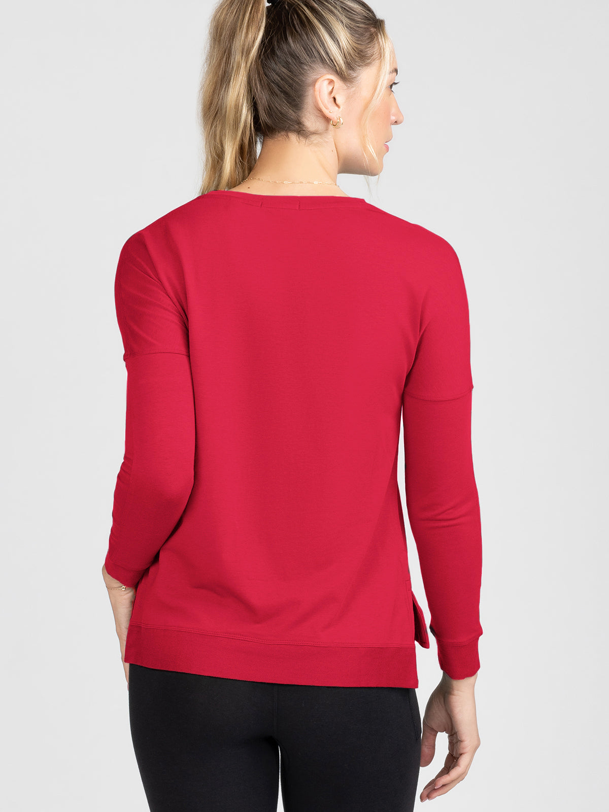 Riverwalk Sweatshirt - tasc Performance (Scarlet)