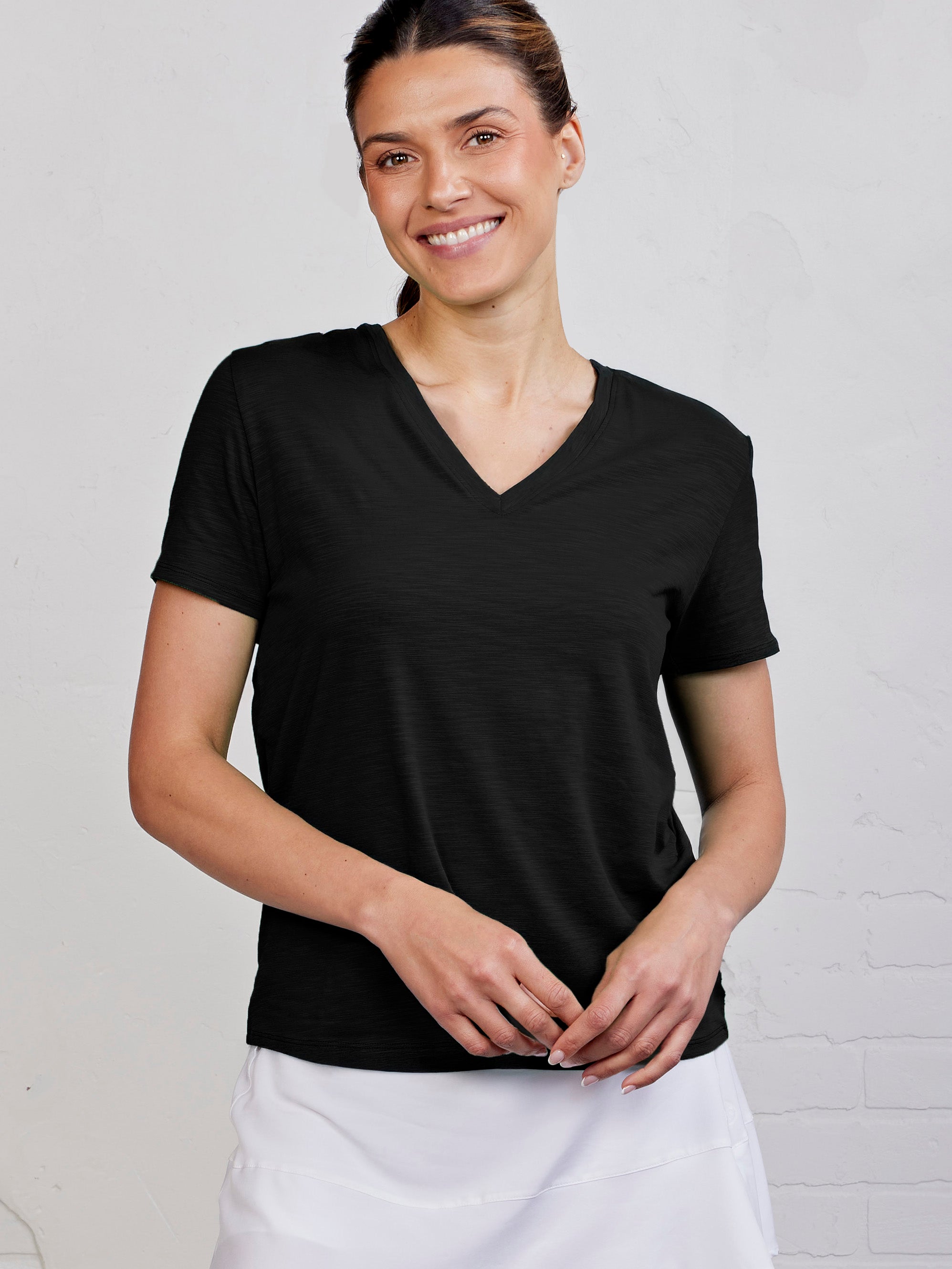 All Day V-Neck T-Shirt tasc Performance (Black)