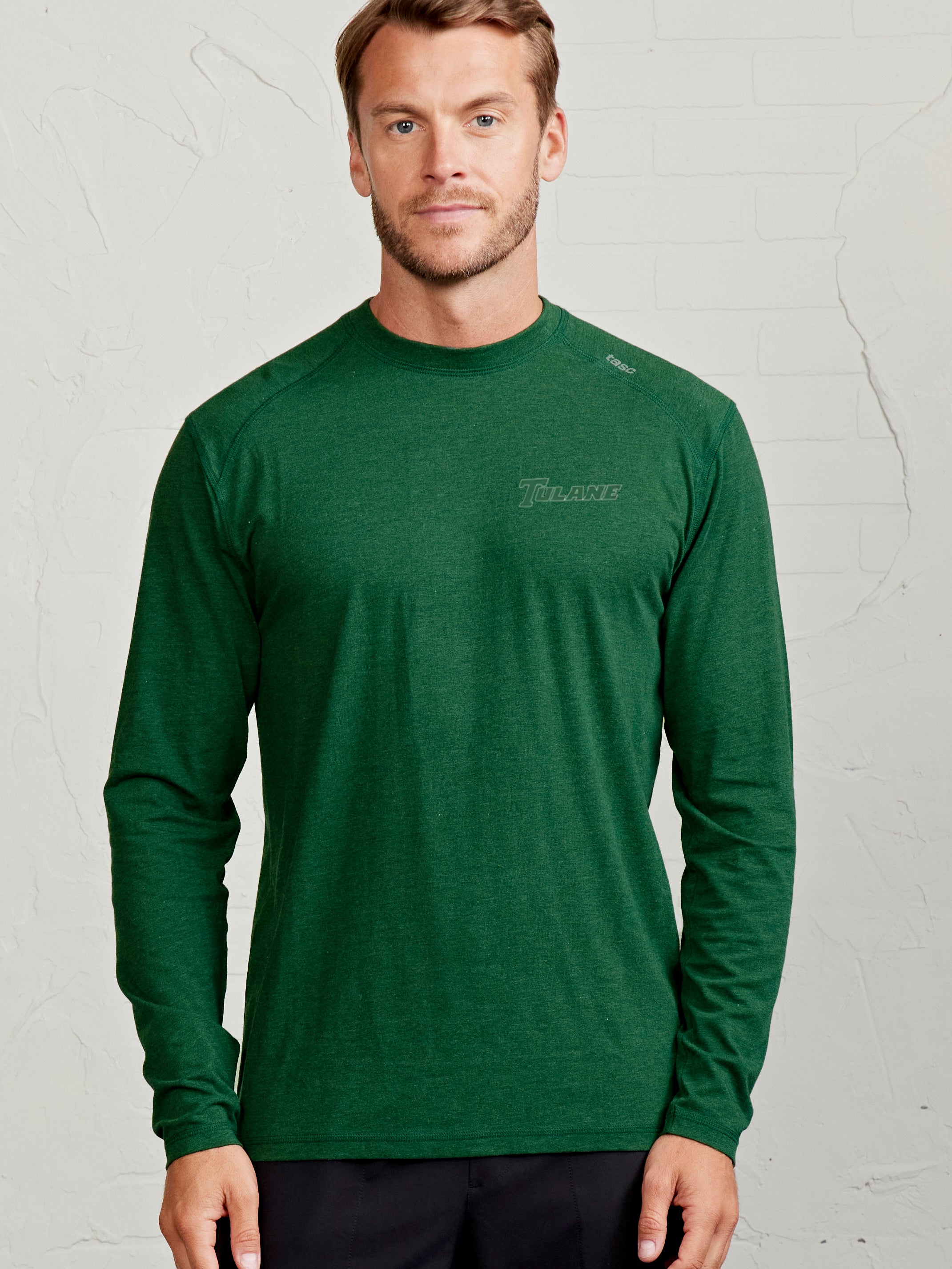 Carrollton Long Sleeve Fitness T-Shirt - Tulane - tasc Performance (ForestGreenC)