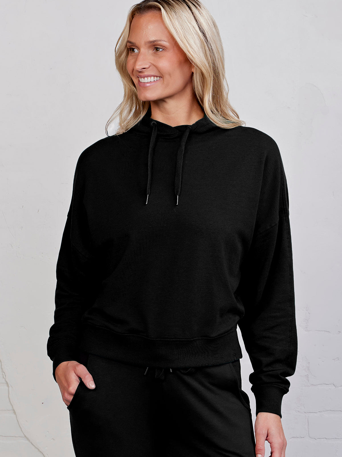 Studio Fleece Hoodie - tasc Performance (Black)