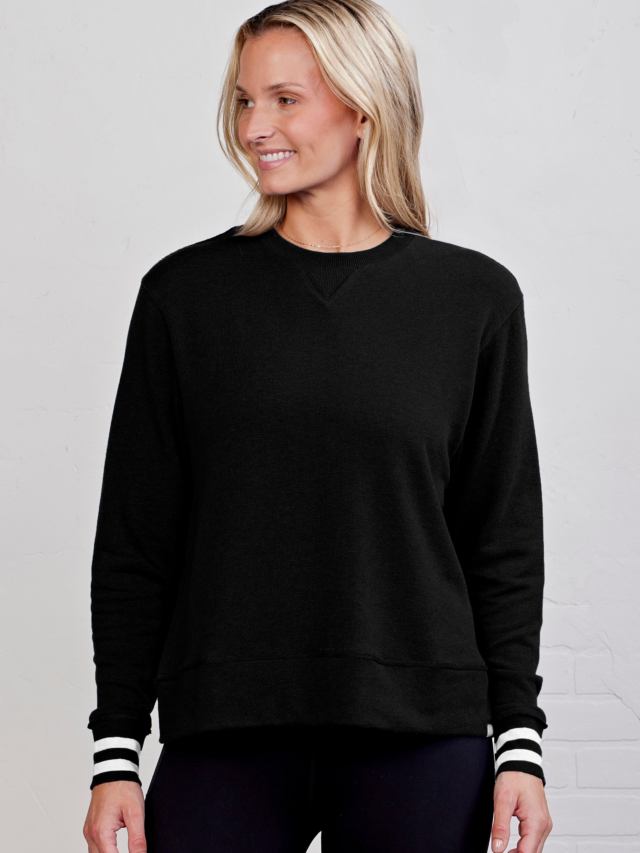 Clubhouse Sweatshirt - tasc Performance (Black)