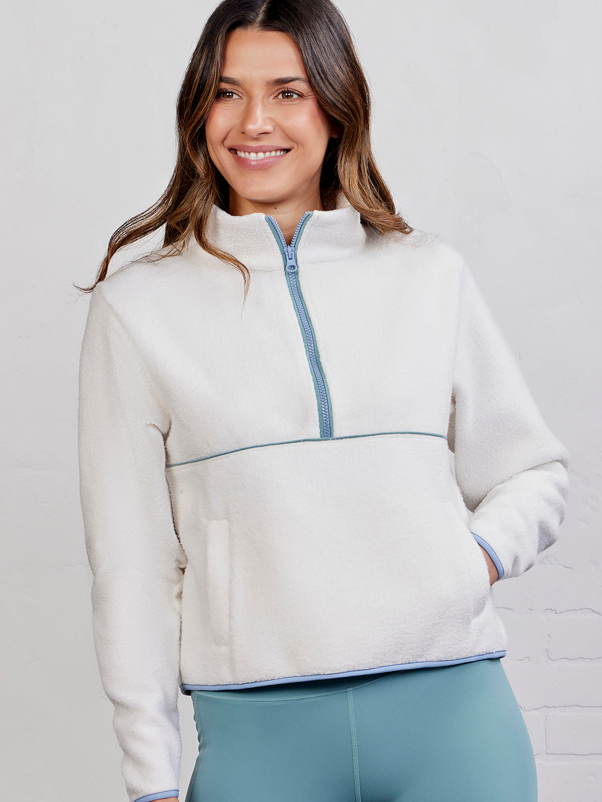 Lodge Sherpa Half Zip Pullover - tasc Performance (Coconut)
