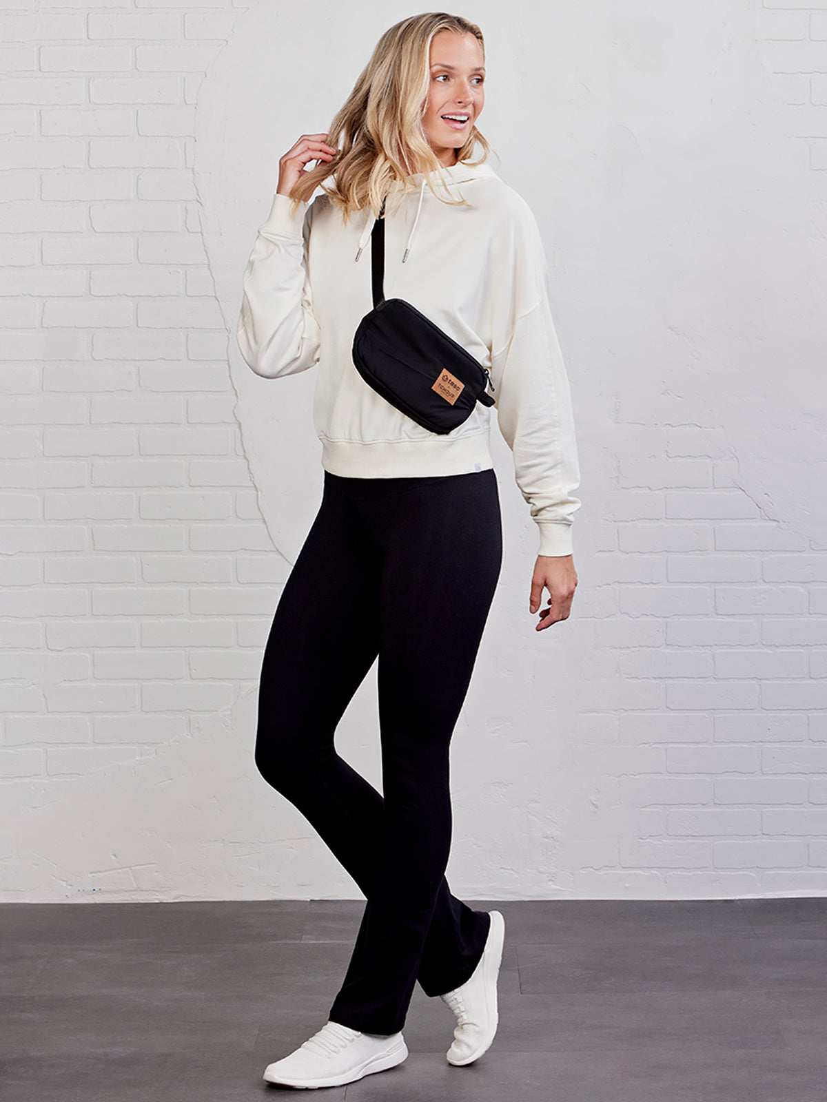 Studio Fleece Hoodie - tasc Performance (Coconut)