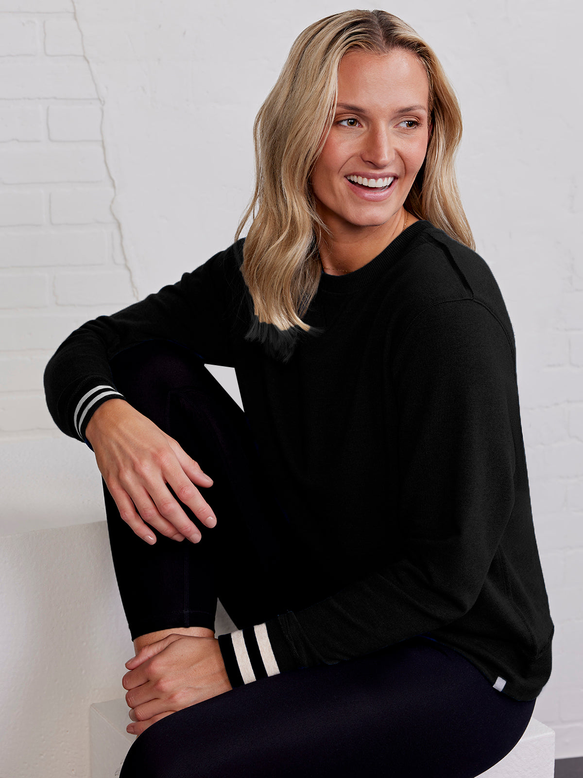 Clubhouse Sweatshirt - tasc Performance (Black)