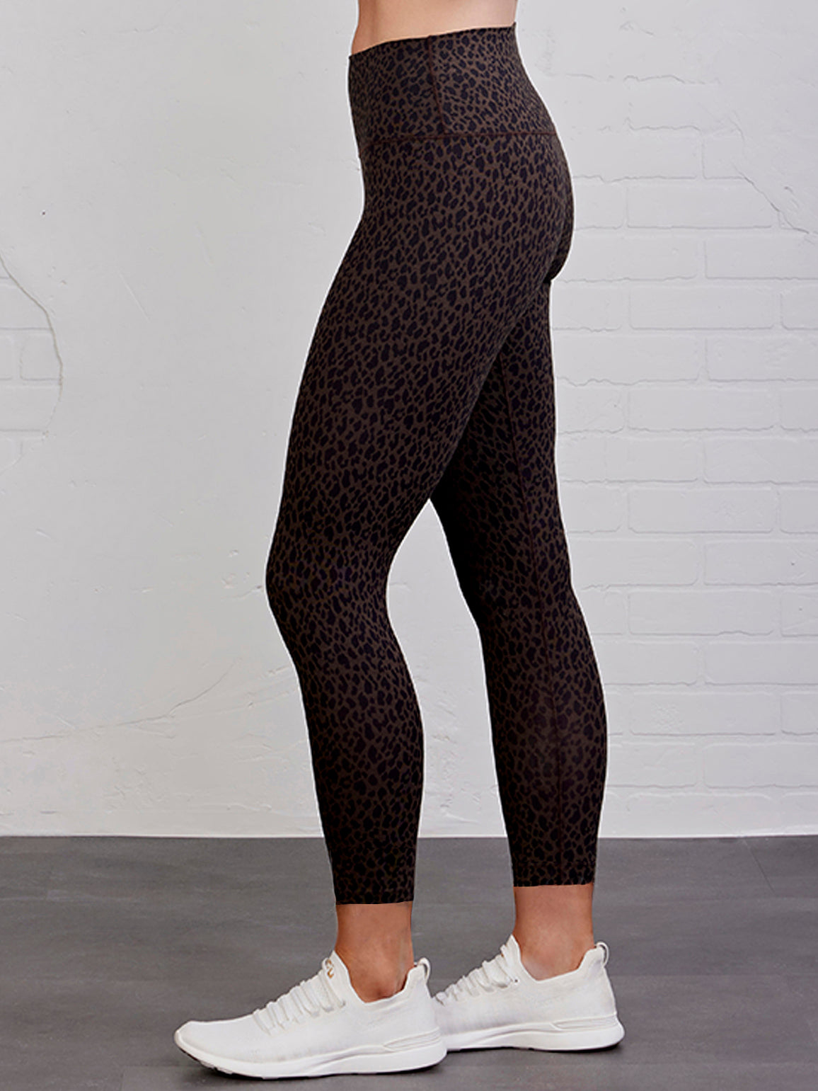 ALLways 7/8 Pocket Legging - tasc Performance (MochaLeopard)