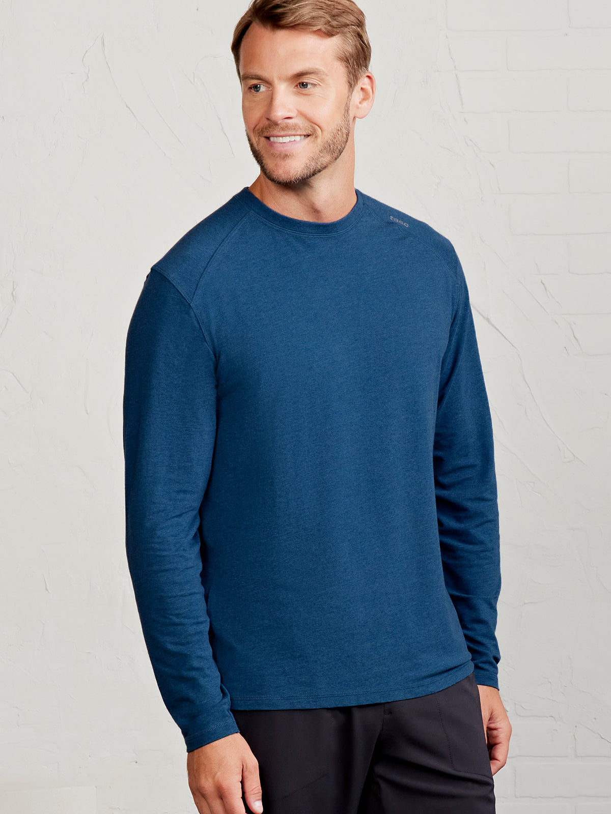 Carrollton Long Sleeve Fitness T-Shirt - tasc Performance (CavernHeather)